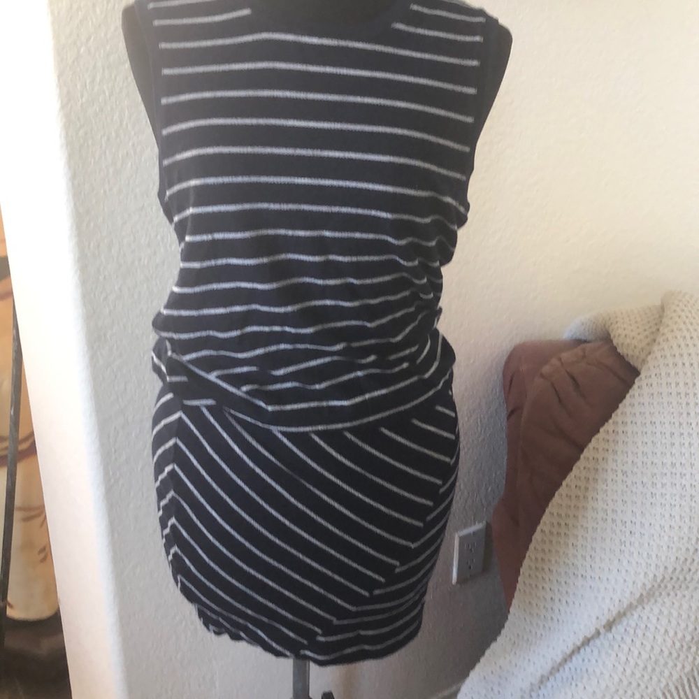 Bella Luxx Sz XS Striped Navy Blue Dress